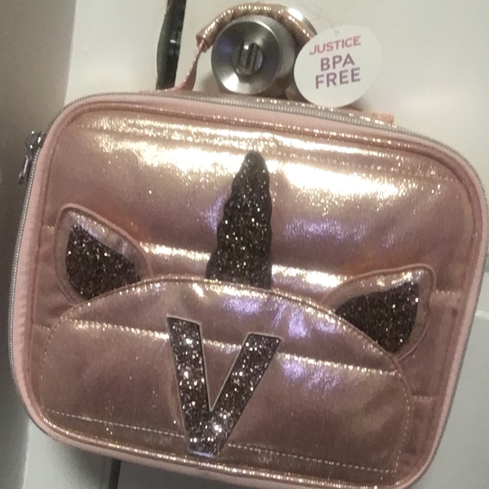 Justice Quilted Unicorn Lunch Carrier. ONLY V is AVAILABLE - Picture 1 of 1